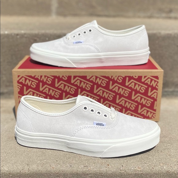 Vans Shoes - Vans Authentic Canvas Shoes